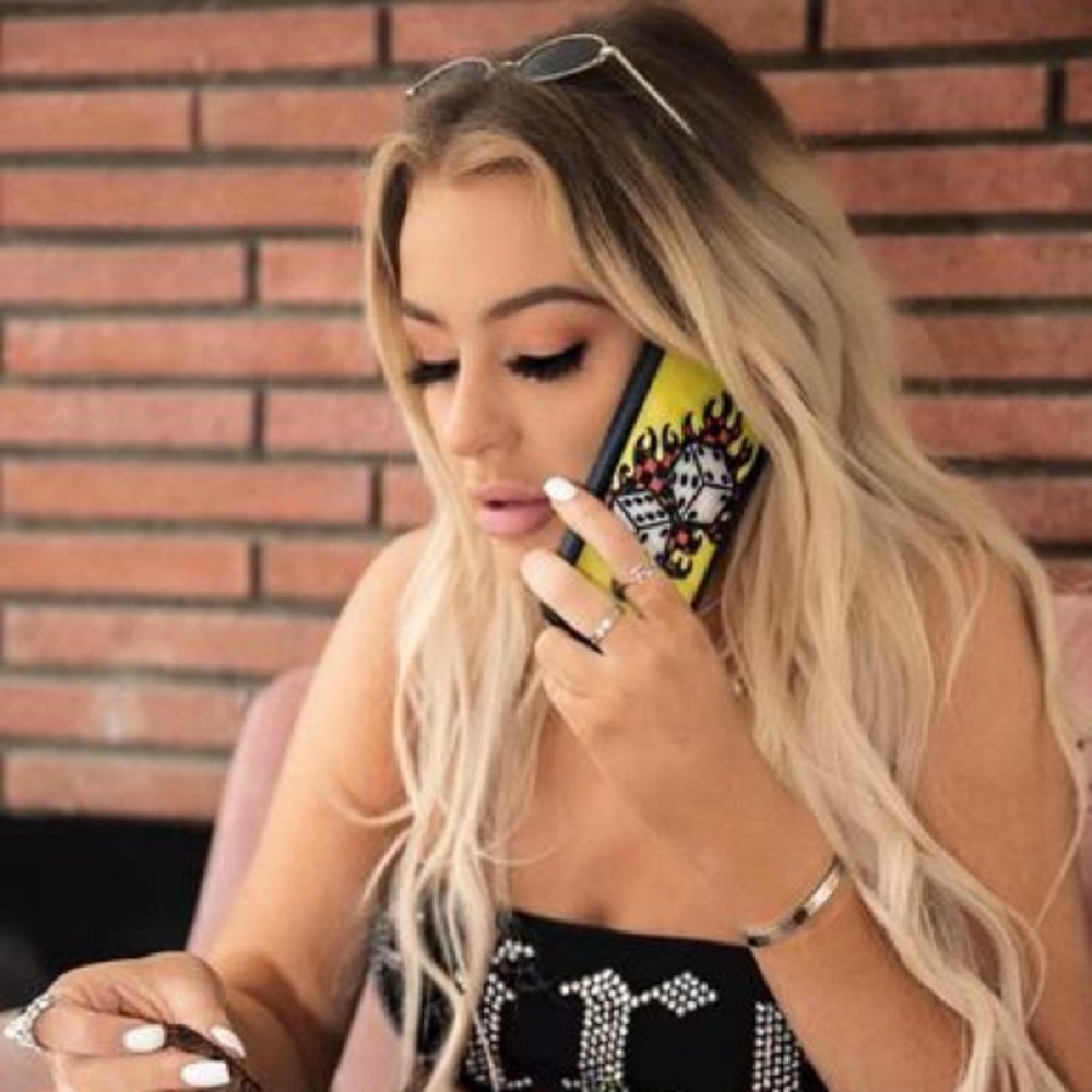 Wildflower case!🦋